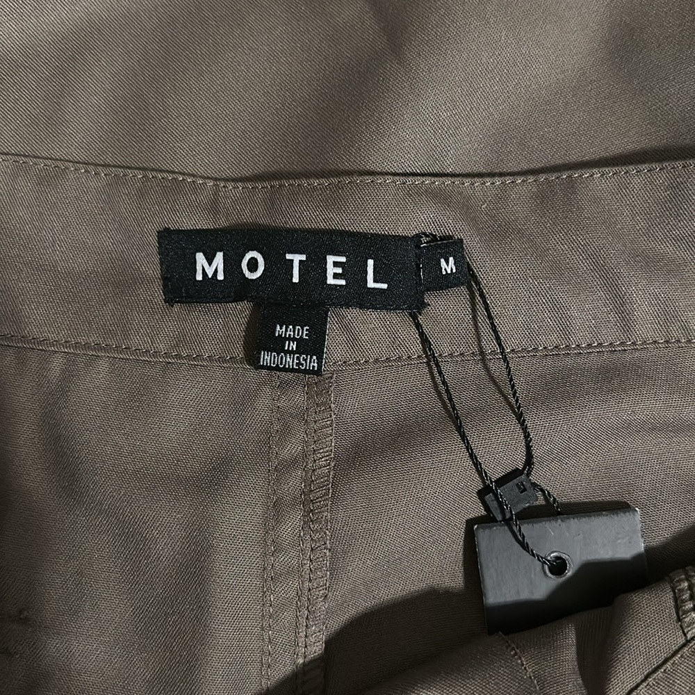 Motel Tansy Wide Leg Cargo Trouser In Stone Green M - Picture 4 of 9
